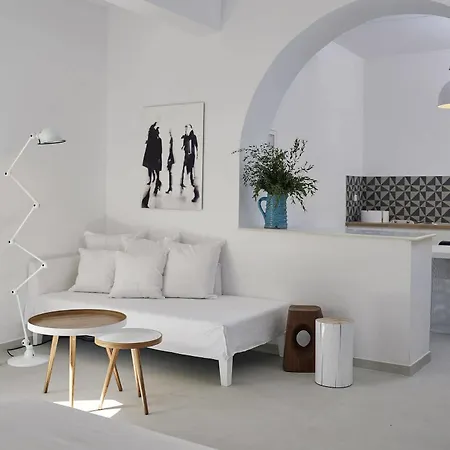 Bellonias Hotel 4*